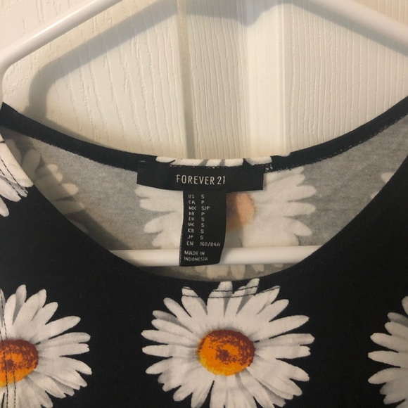Forever 21 crop tank - Picture 2 of 3